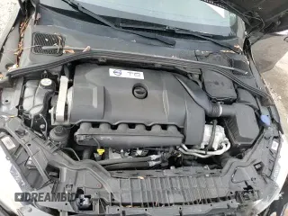 2015 Volvo S60 с VIN YV1902TP6F1362732, выставлен на аукционе Copart как лот 82718494 с пробегом 110 724 миль миль и Списание • Salvage title. История ставок и продаж доступна на DreamBid. Изображение 13.