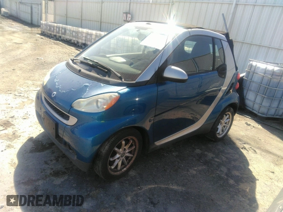 2009 Smart fortwo Passion with VIN WMEEK31XX9K284673, listed as a IAAI auction lot 36217688 with 80,726 mi miles and . Bid and sale history available at DreamBid. Image 2.