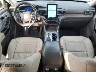 2022 Ford Explorer Platinum with VIN 1FM5K8HC2NGA20340, listed as a Copart auction lot 84828474 with 39,477 mi miles and Salvage Title. Bid and sale history available at carsss.com. Image 8.