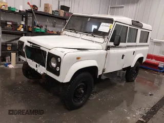 1983 Land Rover Defender with VIN SALLDHAG8AA190593, listed as a IAAI auction lot 42166804 with Not provided miles and . Bid and sale history available at DreamBid. Image 2.
