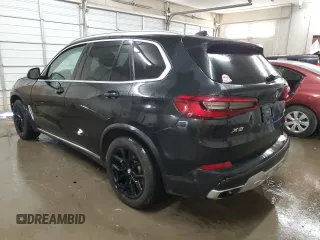 2019 BMW X5 xDrive40i z VIN 5UXCR6C57KLK88824, wystawiony jako Copart lot #47605315 z przebiegiem 154 364 mil mil oraz Szkoda całkowita • Salvage title. Historia ofert i sprzedaży dostępna na DreamBid. Obrazek 2.
