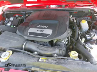 2018 Jeep Wrangler Unlimited Sahara z VIN 1C4HJWEG6JL893798, wystawiony jako IAAI lot #42299351 z przebiegiem Nie podano mil oraz . Historia ofert i sprzedaży dostępna na DreamBid. Obrazek 10.