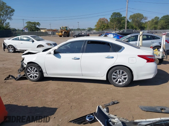 2016 Nissan Altima SR with VIN 1N4AL3AP3GC150482, listed as a IAAI auction lot 40353797 with 145,442 mi miles and . Bid and sale history available at carsss.com. Image 15.