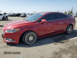 2017 Ford Fusion Titanium with VIN 3FA6P0SU1HR299506, listed as a Copart auction lot 62031915 with 94,412 mi miles and Salvage title. Bid and sale history available at DreamBid. Image 1.