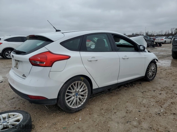 2016 Ford Focus SE with VIN 1FADP3K27GL263453, listed as a Copart auction lot 42728245 with 84,921 mi miles and Salvage Title. Bid and sale history available at carsss.com. Image 3.
