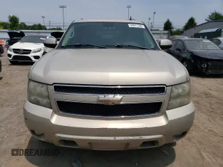2008 Chevrolet Tahoe 3LT z VIN 1GNFK13078J175980, wystawiony jako Copart lot #59891595 z przebiegiem 234 081 mil mil oraz Czysty tytuł • Clean title. Historia ofert i sprzedaży dostępna na DreamBid. Obrazek 5.
