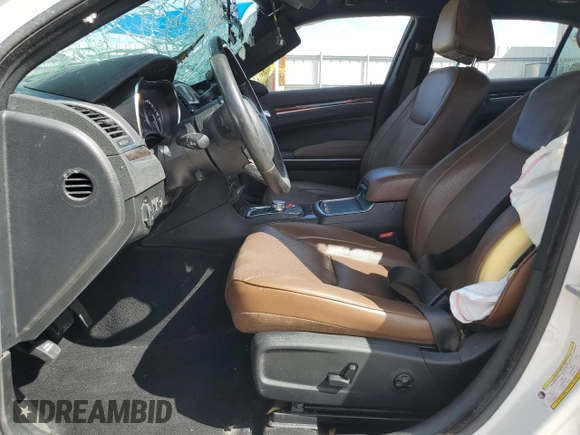 2019 Chrysler 300 Limited with VIN 2C3CCAEG2KH698078, listed as a Copart auction lot 76363374 with 89,851 mi miles and Non Repairable. Bid and sale history available at DreamBid. Image 7.