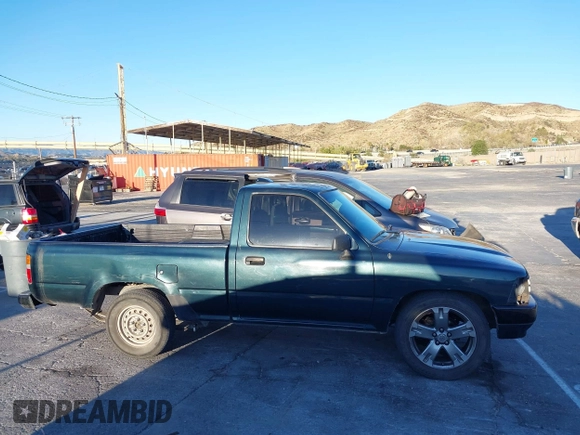 1994 Toyota Pickup with VIN JT4RN81A2R5194383, listed as a IAAI auction lot 41587661 with 262,153 mi miles and . Bid and sale history available at DreamBid. Image 13.