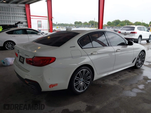 2018 BMW 5 Series 530e с VIN WBAJA9C57JB249475, выставлен на аукционе IAAI как лот 42232097 с пробегом 107 341 миль миль и . История ставок и продаж доступна на DreamBid. Изображение 4.