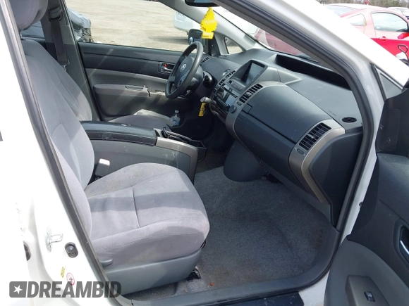 2007 Toyota Prius with VIN JTDKB20U877578334, listed as a IAAI auction lot 41913146 with 195,752 mi miles. Bid and sale history available at carsss.com. Image 5.
