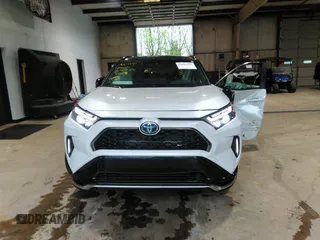 2024 Toyota RAV4 XSE with VIN JTMFB3FV4RD168626, listed as a IAAI auction lot 41966437 with 10,202 mi miles and . Bid and sale history available at DreamBid. Image 12.