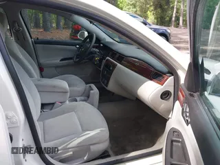 2008 Chevrolet Impala LS with VIN 2G1WB58N489210161, listed as a IAAI auction lot 42204983 with 122,667 mi miles and . Bid and sale history available at DreamBid. Image 5.