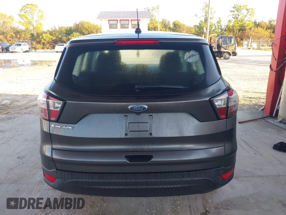2018 Ford Escape S с VIN 1FMCU0F77JUB55429, выставлен на аукционе IAAI как лот 40508774 с пробегом 126 008 миль миль и . История ставок и продаж доступна на DreamBid. Изображение 16.