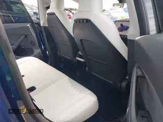 2024 Tesla Model Y с VIN 7SAYGDED8RF015882, выставлен на аукционе IAAI как лот 42202963 с пробегом 10 597 миль миль и . История ставок и продаж доступна на DreamBid. Изображение 8.