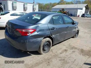 2018 Toyota Corolla L z VIN 2T1BURHE2JC991923, wystawiony jako IAAI lot #42052166 z przebiegiem 83 073 mil mil oraz . Historia ofert i sprzedaży dostępna na DreamBid. Obrazek 4.