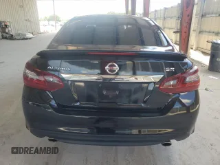 2017 Nissan Altima SL z VIN 1N4AL3AP6HC486046, wystawiony jako Copart lot #56829005 z przebiegiem Nie podano mil oraz Szkoda całkowita • Salvage title. Historia ofert i sprzedaży dostępna na DreamBid. Obrazek 6.