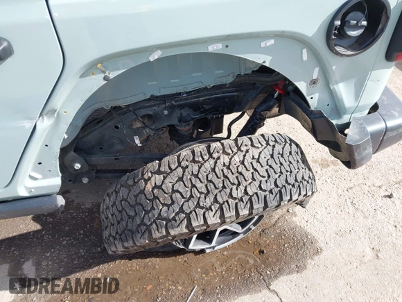 2024 Jeep Wrangler Rubicon с VIN 1C4PJXFG2RW307706, выставлен на аукционе IAAI как лот 41355608 с пробегом 13 378 миль миль и . История ставок и продаж доступна на DreamBid. Изображение 13.