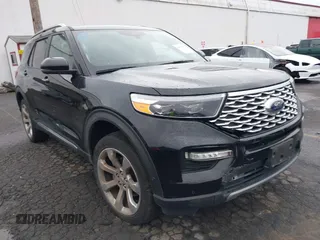 2020 Ford Explorer Platinum with VIN 1FM5K8HCXLGB75036, listed as a IAAI auction lot 41592792 with 40,507 mi miles. Bid and sale history available at carsss.com. Image 1.
