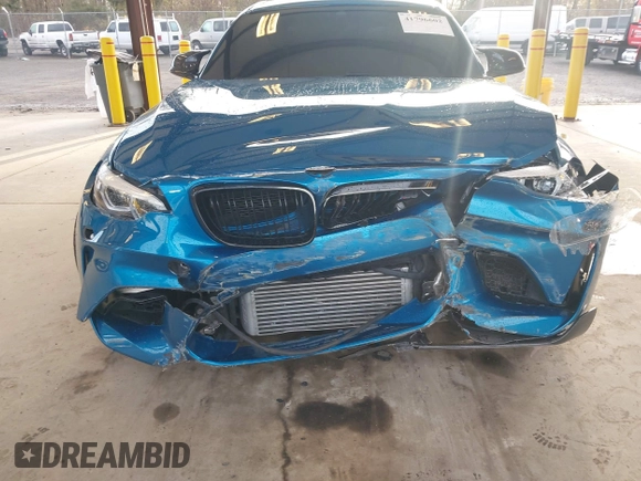 2018 BMW M2 z VIN WBS1J5C59JVA12718, wystawiony jako IAAI lot #41796602 z przebiegiem 53 707 mil mil oraz . Historia ofert i sprzedaży dostępna na DreamBid. Obrazek 6.