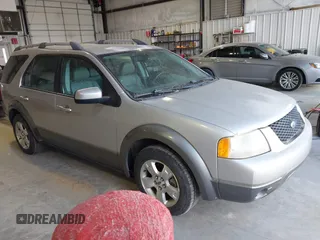 2006 Ford Freestyle SEL with VIN 1FMDK05106GA32262, listed as a IAAI auction lot 41892237 with 49,544 mi miles. Bid and sale history available at carsss.com. Image 1.