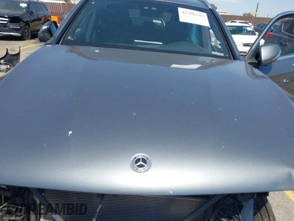 2022 Mercedes-Benz GLC 300 with VIN W1N0G8DB7NV331330, listed as a IAAI auction lot 42396553 with Not provided miles and . Bid and sale history available at DreamBid. Image 10.