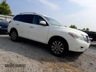 2016 Nissan Pathfinder S with VIN 5N1AR2MM9GC661579, listed as a Copart auction lot 63883934 with 147,497 mi miles and Salvage title. Bid and sale history available at DreamBid. Image 4.