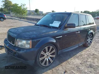 2009 Land Rover Range Rover Sport HSE with VIN SALSK254X9A201883, listed as a IAAI auction lot 42127297 with 154,483 mi miles. Bid and sale history available at carsss.com. Image 2.