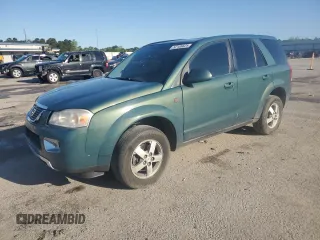 2007 Saturn VUE V6 z VIN 5GZCZ534X7S864503, wystawiony jako Copart lot #52136625 z przebiegiem 243 274 mil mil oraz Szkody całkowita. Historia ofert i sprzedaży dostępna na DreamBid. Obrazek 1.