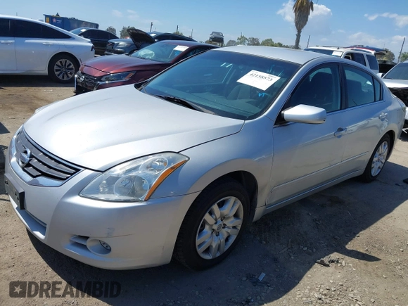 2012 Nissan Altima S with VIN 1N4AL2APXCC182012, listed as a IAAI auction lot 42158573 with 177,721 mi miles and . Bid and sale history available at carsss.com. Image 2.