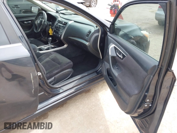 2013 Nissan Altima 2.5 S with VIN 1N4AL3AP5DN416696, listed as a IAAI auction lot 41786541 with 228,482 mi miles and . Bid and sale history available at carsss.com. Image 5.