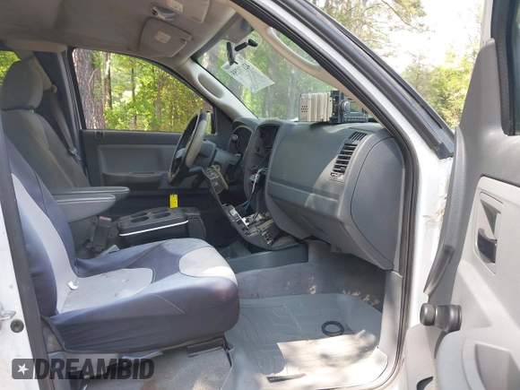 2007 Dodge Dakota ST with VIN 1D7HE22K97S177942, listed as a IAAI auction lot 42170255 with 166,633 mi miles and . Bid and sale history available at carsss.com. Image 5.