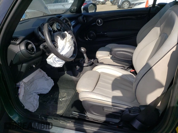2017 MINI Convertible Cooper S with VIN WMWWG9C35H3C81271, listed as a Copart auction lot 59088335 with 101,181 mi miles and Salvage title. Bid and sale history available at DreamBid. Image 7.