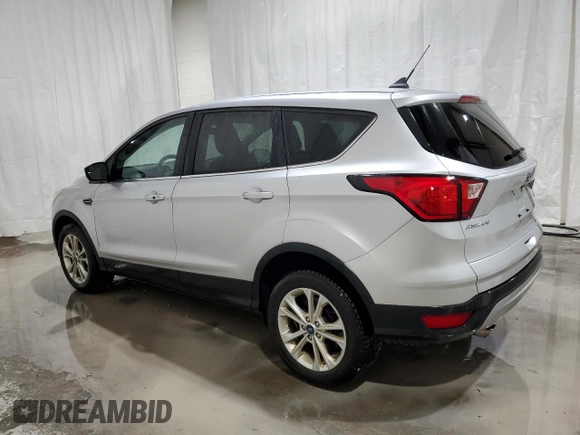 2019 Ford Escape SE with VIN 1FMCU0GD0KUB31057, listed as a Copart auction lot 50521255 with 109,507 mi miles and Clean Title. Bid and sale history available at carsss.com. Image 2.