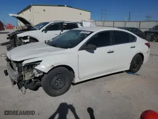 2017 Nissan Altima 2.5 S with VIN 1N4AL3AP3HN354303, listed as a Copart auction lot 48990295 with 146,090 mi miles and Clean Title. Bid and sale history available at carsss.com. Image 1.
