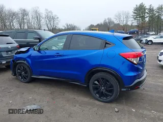 2022 Honda HR-V Sport with VIN 3CZRU6H18NM704652, listed as a IAAI auction lot 41742125 with 31,992 mi miles. Bid and sale history available at carsss.com. Image 14.