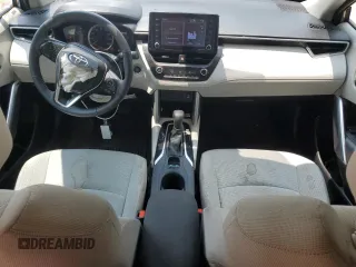 2022 Toyota Corolla Cross LE z VIN 7MUCAAAG8NV017408, wystawiony jako Copart lot #59096555 z przebiegiem 33 703 mil mil oraz Szkoda całkowita • Salvage title. Historia ofert i sprzedaży dostępna na DreamBid. Obrazek 8.