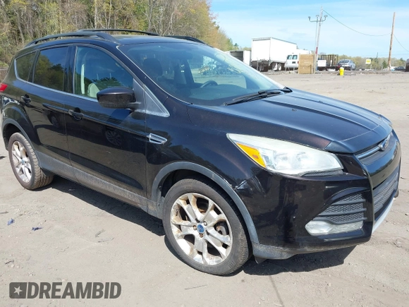 2013 Ford Escape SE with VIN 1FMCU9GX3DUA51379, listed as a IAAI auction lot 42175420 with 166,522 mi miles. Bid and sale history available at carsss.com. Image 1.