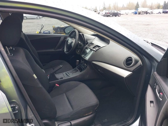 2012 Mazda Mazda3 i Sport with VIN JM1BL1UF5C1528944, listed as a IAAI auction lot 41935087 with 115,983 mi miles. Bid and sale history available at carsss.com. Image 5.
