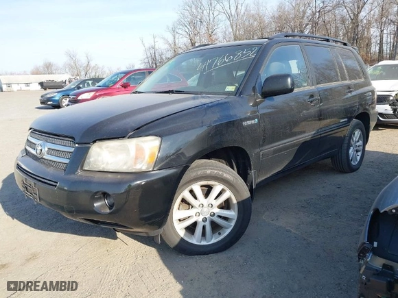 2006 Toyota Highlander Hybrid with VIN JTEEW21A560025410, listed as a IAAI auction lot 41766852 with 173,239 mi miles. Bid and sale history available at carsss.com. Image 2.