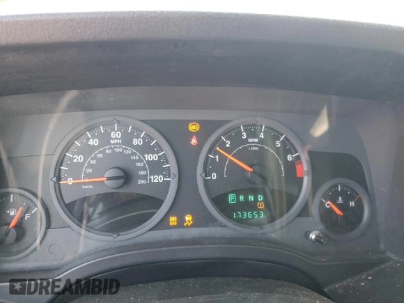 2008 Jeep Patriot Sport with VIN 1J8FF28WX8D744053, listed as a Copart auction lot 63198215 with 173,653 mi miles and Clean title. Bid and sale history available at DreamBid. Image 9.