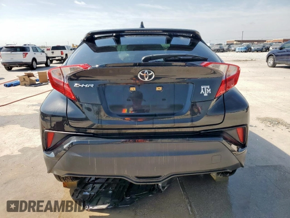 2020 Toyota C-HR LE z VIN JTNKHMBX9L1077558, wystawiony jako Copart lot #53603615 z przebiegiem 61 254 mil mil oraz Szkoda całkowita • Salvage title. Historia ofert i sprzedaży dostępna na DreamBid. Obrazek 6.