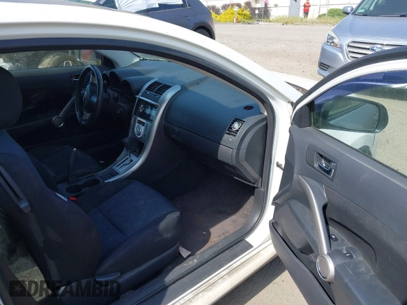 2010 Scion tC z VIN JTKDE3B70A0318371, wystawiony jako IAAI lot #42261498 z przebiegiem 182 930 mil mil oraz . Historia ofert i sprzedaży dostępna na DreamBid. Obrazek 5.