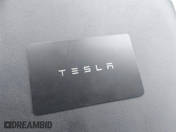 2023 Tesla Model 3 z VIN 5YJ3E1EA8PF384806, wystawiony jako IAAI lot #42526063 z przebiegiem 95 389 mil mil oraz . Historia ofert i sprzedaży dostępna na DreamBid. Obrazek 11.