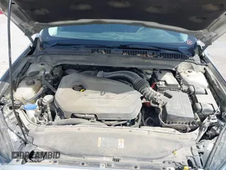 2013 Ford Fusion SE with VIN 3FA6P0HR6DR247396, listed as a IAAI auction lot 41925395 with 111,230 mi miles. Bid and sale history available at carsss.com. Image 10.