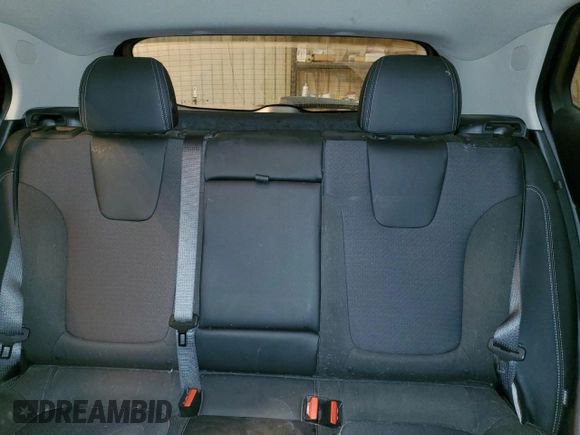2021 Buick Encore GX Select с VIN KL4MMDSL8MB090927, выставлен на аукционе Copart как лот 83647434 с пробегом 25 962 миль миль и Списание • Salvage title. История ставок и продаж доступна на DreamBid. Изображение 10.