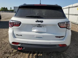 2022 Jeep Compass Trailhawk z VIN 3C4NJDDB5NT148841, wystawiony jako Copart lot #52532475 z przebiegiem 57 081 mil mil oraz Szkoda całkowita • Salvage title. Historia ofert i sprzedaży dostępna na DreamBid. Obrazek 6.