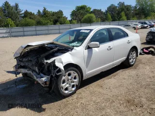 2010 Ford Fusion SE z VIN 3FAHP0HA0AR190496, wystawiony jako Copart lot #56190795 z przebiegiem Nie podano mil oraz Szkoda całkowita • Salvage title. Historia ofert i sprzedaży dostępna na DreamBid. Obrazek 1.