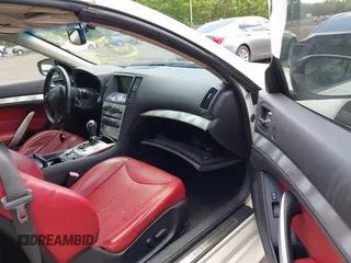 2014 Infiniti Q60 with VIN JN1CV6FE8EM900913, listed as a IAAI auction lot 42218629 with 92,991 mi miles and . Bid and sale history available at DreamBid. Image 5.