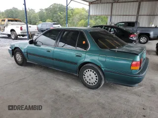 1993 Honda Accord LX with VIN 1HGCB7553PA167124, listed as a Copart auction lot 73680324 with 357,564 mi miles and Salvage Title. Bid and sale history available at carsss.com. Image 2.