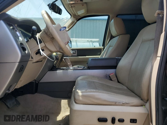 2014 Ford Expedition Max XLT с VIN 1FMJK1H59EEF13399, выставлен на аукционе Copart как лот 58164325 с пробегом 194 162 миль миль и Списание • Salvage title. История ставок и продаж доступна на DreamBid. Изображение 7.